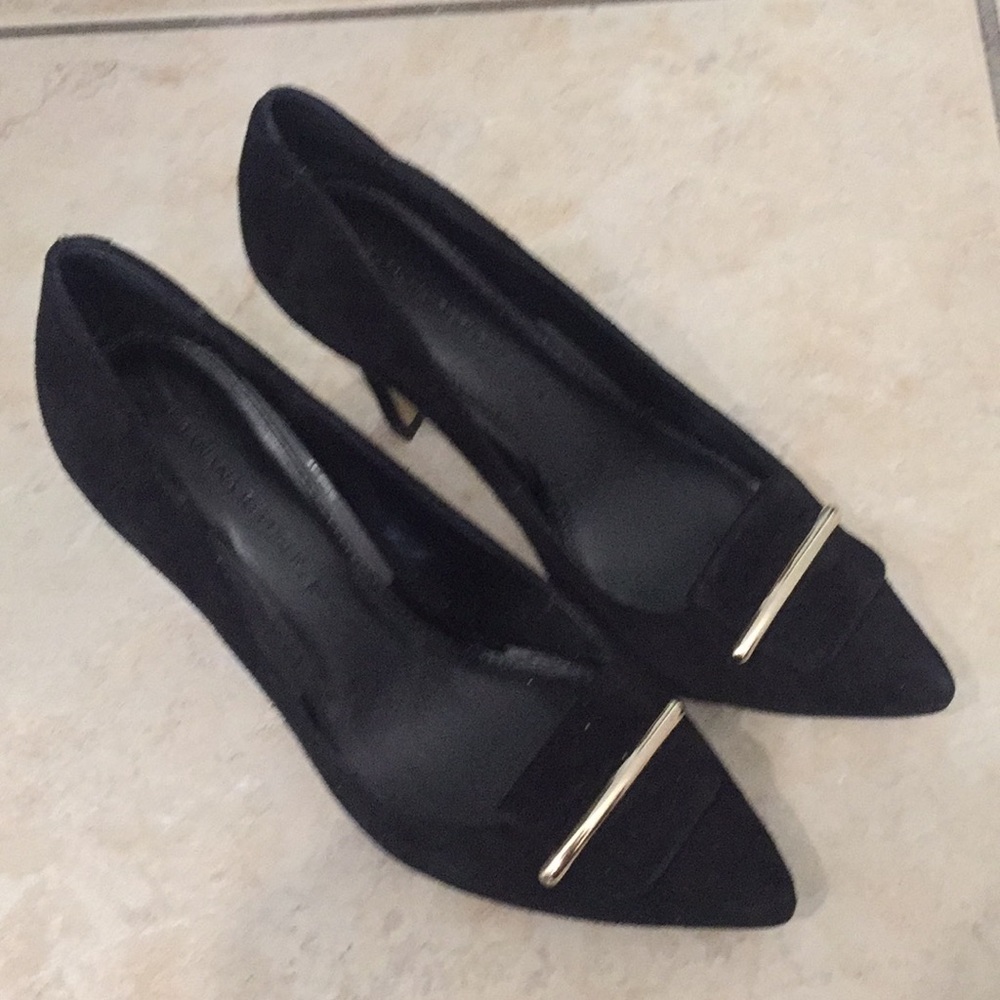 Great condition black suede pumps.